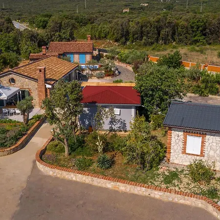 Gorgeous In With Wifi *