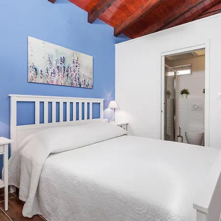 Case de vacanță Gorgeous In With Wifi